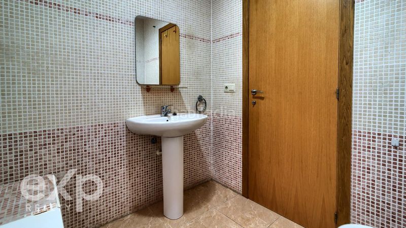 Foto f2fa3603-f4de-4ced-a492-2ae49905eb3d. Pis amb aparcament a Alginet