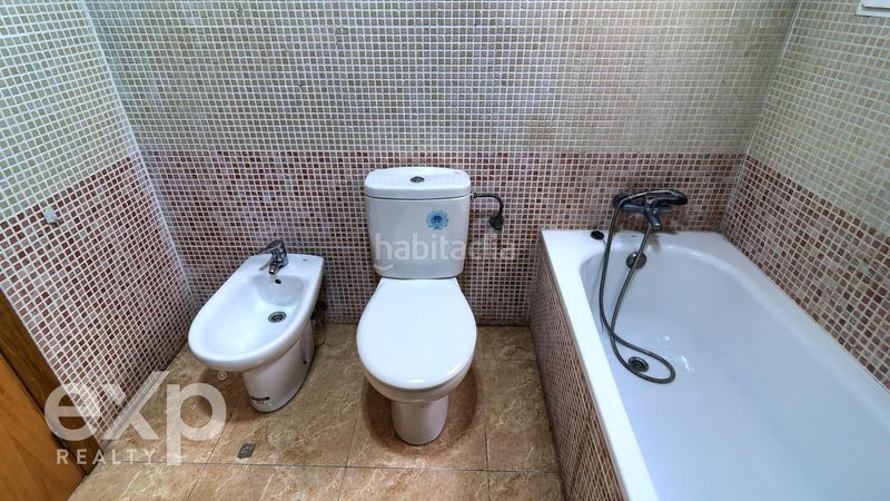 Foto fef997ae-12f4-427e-86eb-59ba31ccaf5a. Pis amb aparcament a Alginet
