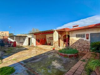 Country house in Sant Joan de Moró. Finca rústica con varias construcciones en sant joan de moró