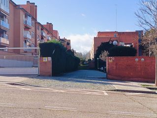 Posto auto in Calle de ramón y cajal 2