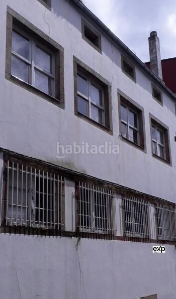 Foto 046253ff-ebce-4df6-8ee5-f12d6f456110. Casa amb aparcament a Valadouro (O)