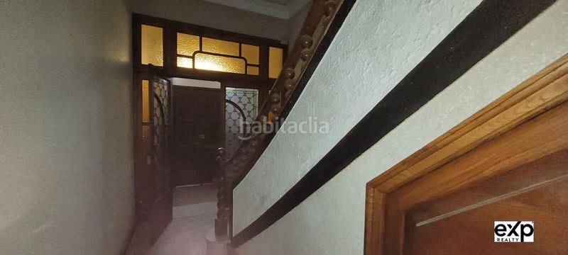 Foto 5bf6306f-d0ea-4da9-8b66-0b36705f9d2c. Casa amb aparcament a Valadouro (O)