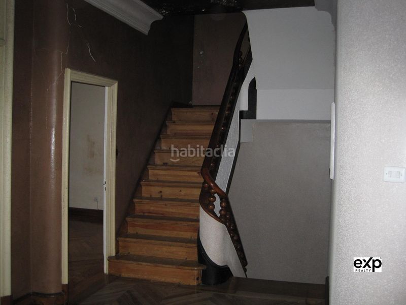 Foto 7c1a1beb-1a74-46bd-8a4e-3ce2944b048d. Casa amb aparcament a Valadouro (O)