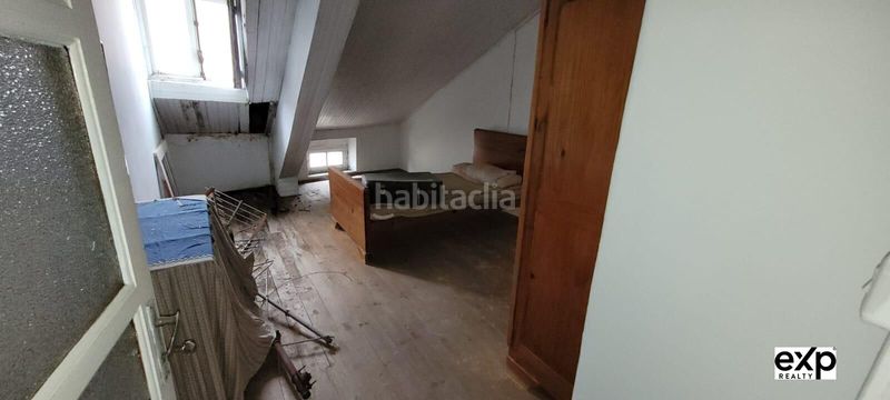 Foto 84ddcd45-5495-4b16-87d0-a31ced2b55c8. Casa amb aparcament a Valadouro (O)