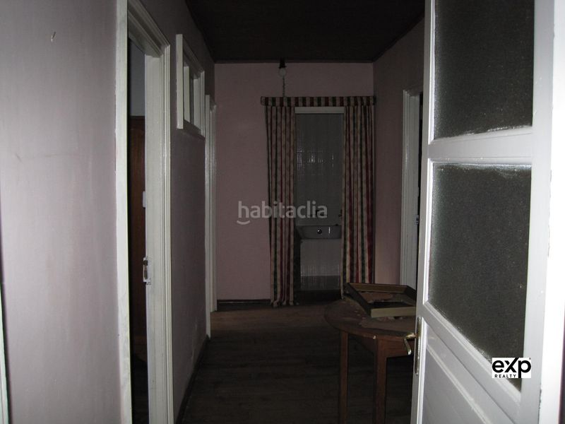 Foto b7aee305-5498-4381-9d9d-d9f6dfaa5d92. Casa amb aparcament a Valadouro (O)