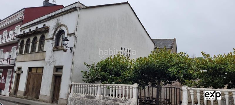Foto e0ea7cc8-1319-4a35-bd54-60f20c9017ba. Casa amb aparcament a Valadouro (O)