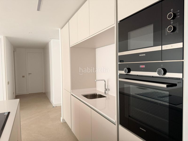 Foto 2e9310cc-f35c-4843-bc0d-b46c1e926dd4. Apartament amb calefacció aparcament piscina a bahía de Marbella Marbella