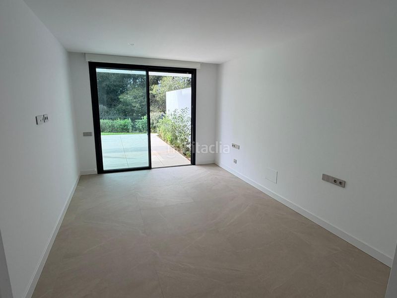 Foto 54817bfb-d582-46ce-bfce-bc9848edc0dc. Apartament amb calefacció aparcament piscina a bahía de Marbella Marbella