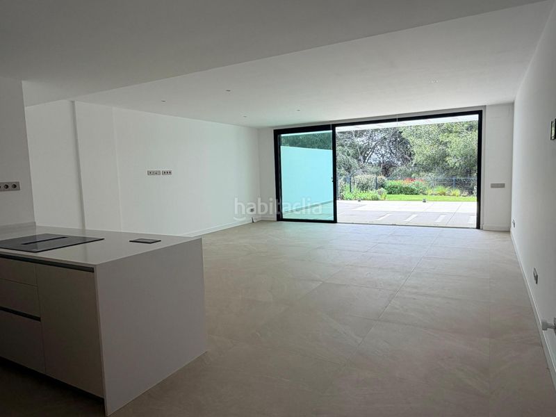 Foto 92157e2e-c0b6-4f7b-b6c8-8914a22f776f. Apartament amb calefacció aparcament piscina a bahía de Marbella Marbella