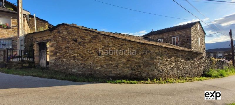 Foto 5b2b1297-b72a-4968-aa3f-41f5d53de6aa. Casa amb aparcament a Pontenova (A)
