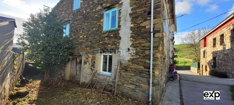 Foto 68be289a-6987-4536-a316-6a87d730bc59. Casa amb aparcament a Pontenova (A)