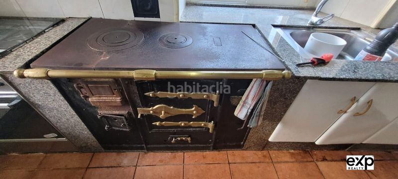 Foto ac58e6ec-3c46-4b91-9af3-c92d2edaf65a. Casa amb aparcament a Pontenova (A)