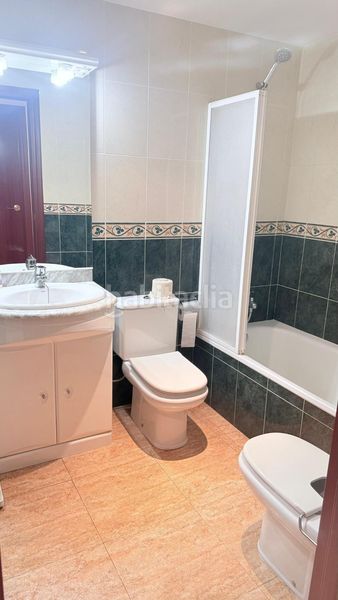 Foto ce6df763-e705-4213-9bef-f5f232cd748a. Pis amb calefacció aparcament a Centre Reus