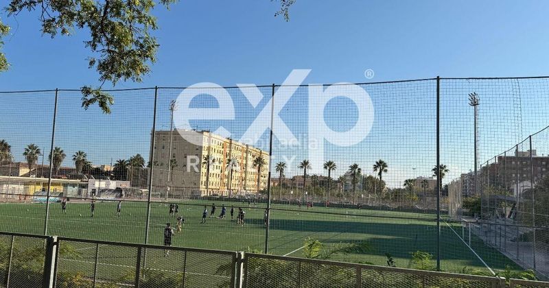 Foto 5897f8e1-9aaf-43c4-a515-75d7c92eeaa2. Casa a El Cabanyal-El Canyamelar Valencia