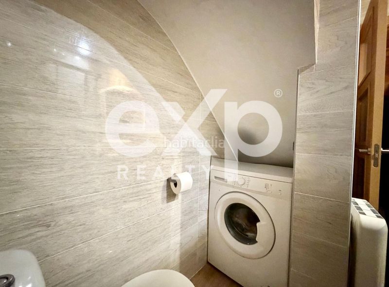 Foto b1a07c5f-85a3-4215-8a1e-25cb7a092c51. Casa a El Cabanyal-El Canyamelar Valencia