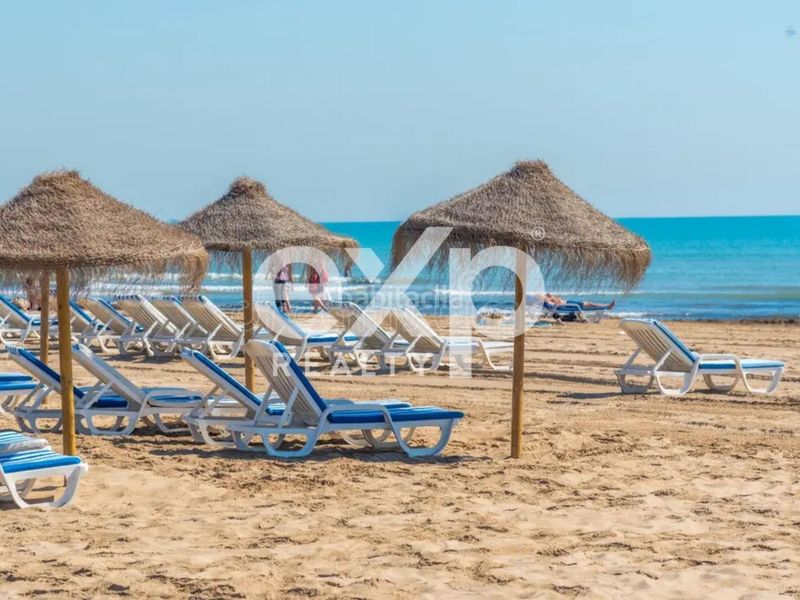 Foto b8620ccf-ff70-464c-8cf2-5df8302a6ed7. Casa a El Cabanyal-El Canyamelar Valencia