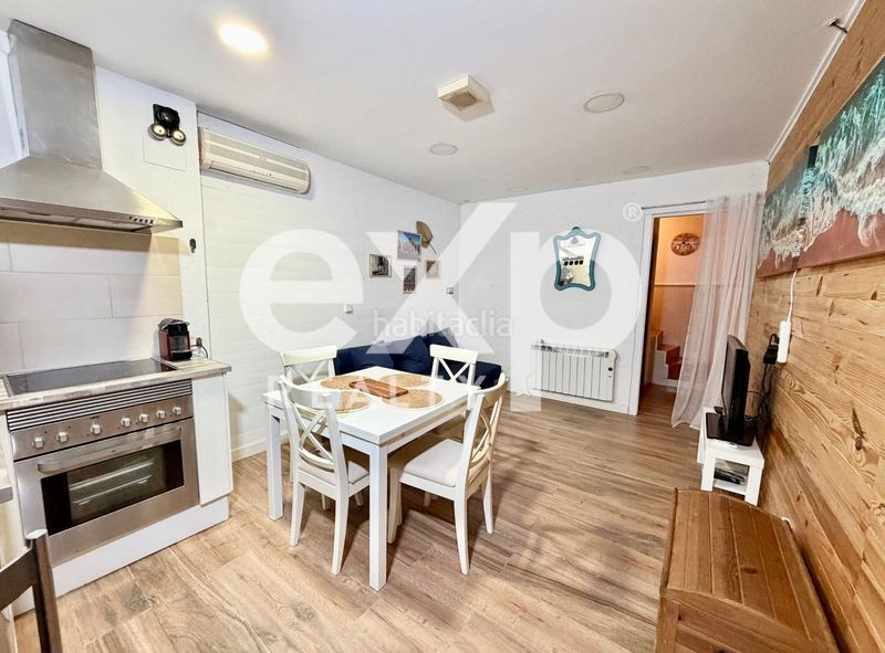 Foto c03815d9-d55f-4acd-b513-752c4171c5af. Casa a El Cabanyal-El Canyamelar Valencia