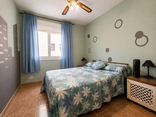 Appartement  Carrer cambrils. 160 m2 en el centro de salou  4 habitaciones  4 balcones  reform