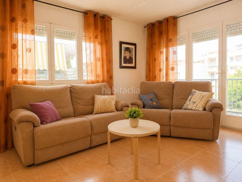 Foto 1437ab49-f65a-4e7c-b311-052326e196cb. Apartament a Barenys Salou