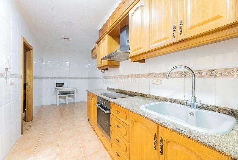 Foto 0c6e1432-ab09-42c1-9ca0-d210524dd99d. Casa a Albal