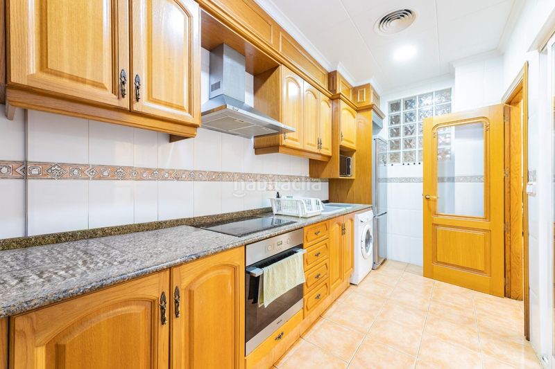 Foto c44fd3a1-8373-4dbb-979d-e4fa46f513f5. Casa a Albal