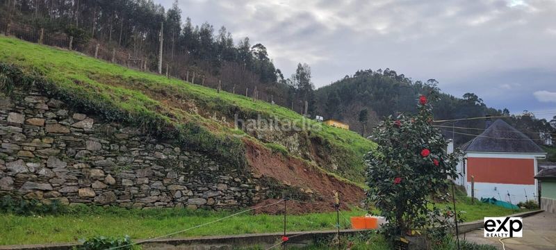Foto f9cd3e5a-5e35-40f0-968e-aaf276b15916. Terreno residencial terreno edificable en Castropol