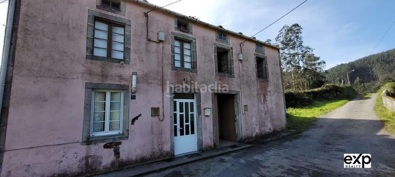 Foto 389e642a-511f-43d2-ac45-cca177b7dd29. Casa adossada amb aparcament a Valadouro (O)