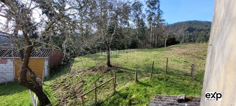 Foto 59e5b289-0d3f-4b3a-bf8d-6c0ee348ca91. Casa adossada amb aparcament a Valadouro (O)
