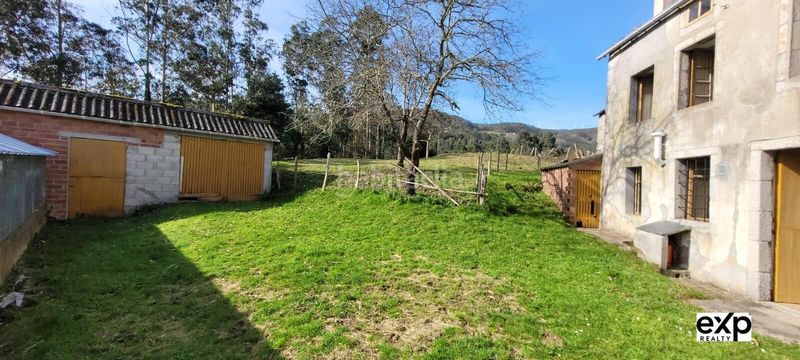 Foto c4675b13-cad2-461c-afc5-4d192572073f. Casa adossada amb aparcament a Valadouro (O)