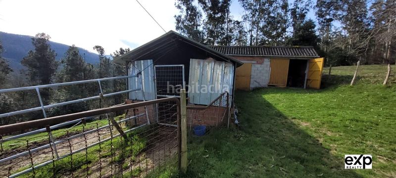 Foto d278df33-ecd7-437d-9c90-a42eaa051320. Casa adossada amb aparcament a Valadouro (O)