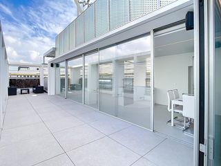 Duplex à El Viso. Propiedad única en altura con terraza y piscina privada en plant