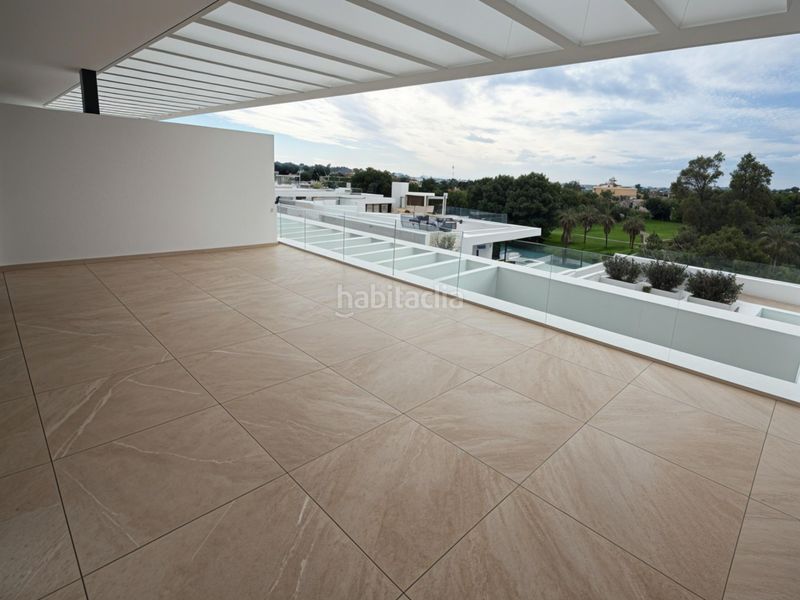 Foto 50a7458d-cffc-4dda-ba77-d372b293e3d5. Apartament amb aparcament a bahía de Marbella Marbella