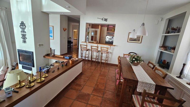 Foto 553ea435-9bfd-4056-be5f-aa3e3bbc8d2f. Casa espectacular chalet independiente de 5 dormitorios con vistas panorámicas al mar ubicado en calle sin salida punta de la mona, l en Almuñécar