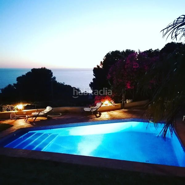 Foto d2af114b-8030-4d96-a2c9-ca293642077f. Casa espectacular chalet independiente de 5 dormitorios con vistas panorámicas al mar ubicado en calle sin salida punta de la mona, l en Almuñécar