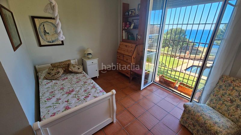 Foto d8621efb-5c0a-4c8c-8ab8-fc4031fda276. Casa espectacular chalet independiente de 5 dormitorios con vistas panorámicas al mar ubicado en calle sin salida punta de la mona, l en Almuñécar