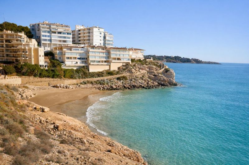 Foto 9596e60b-4307-4cb1-8bac-b855c7925423. Àtic amb calefacció aparcament piscina a Mar i Camp - Platja dels Capellans Salou