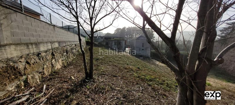 Foto c1512472-c9ce-4cc2-a89a-d9a1724f3fc1. Casa conjunto de edificaciones en cangas , lugo en Foz