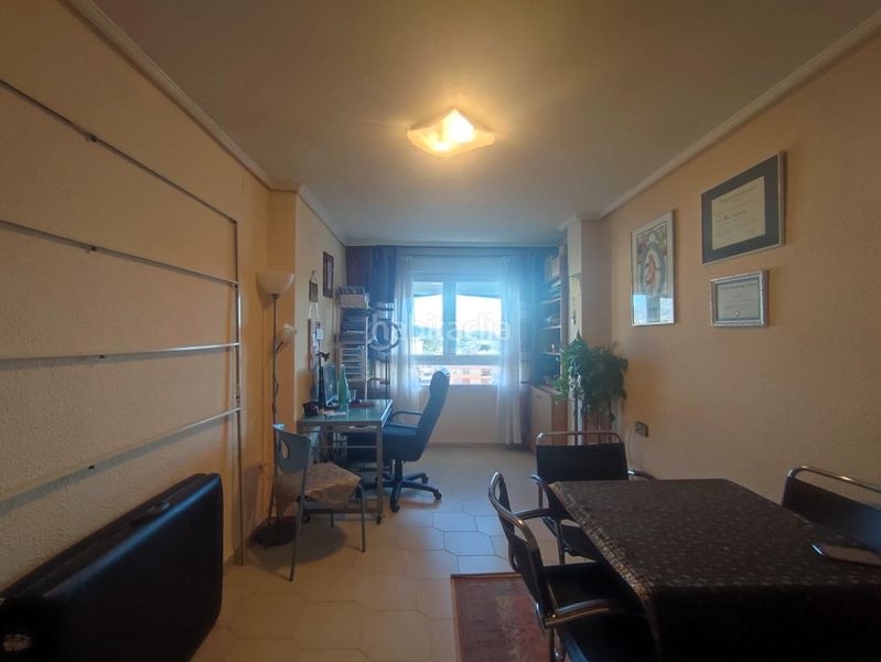 Foto 8c882190-c994-45b6-b52e-7536039b7fb8. Appartamento in Plaza Castelar - Mercado Central Elda