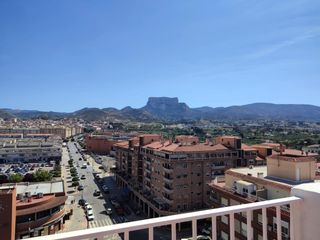 Piso en Plaza Castelar - Mercado Central. Piso en gran avenida, elda luz, terraza y vistas espectaculares