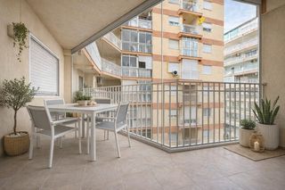 Apartament  Avenida vicente blasco ibañez. Piso en club nautico a 50 metros de la playa