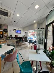 Miete Geschäftsraum  Avenida maria cristina. Cafetería en el centro de tarragona en traspaso