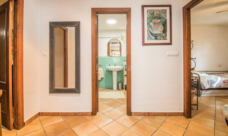 Foto 7267f083-7e0c-48f4-935d-795a3bf9662a. Casa amb aparcament piscina a Busot