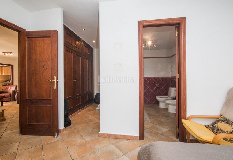 Foto 8cbf45fc-0d55-4218-8329-c07247356e4e. Casa amb aparcament piscina a Busot