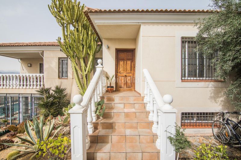 Foto b748310b-f361-4e4b-a3a9-3f68eb8067b7. Casa amb aparcament piscina a Busot