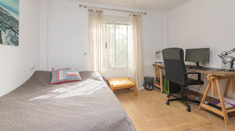 Foto d892f405-fcdc-4fc1-a2ee-ecba685e1642. Casa amb aparcament piscina a Busot