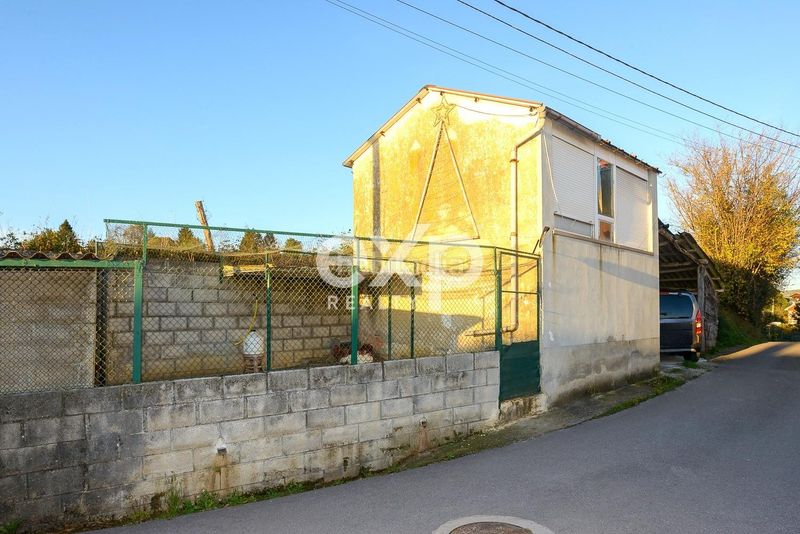 Foto 5630b1c6-e70b-4572-92cc-c81a30fc4711. Chalet in lugar pañeda nueva 36 in Parroquias Norte Siero