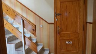 Etagenwohnung  Calle de santo tomás de aquino. Dúplex en venta con inquilino y rentabilidad inmediata