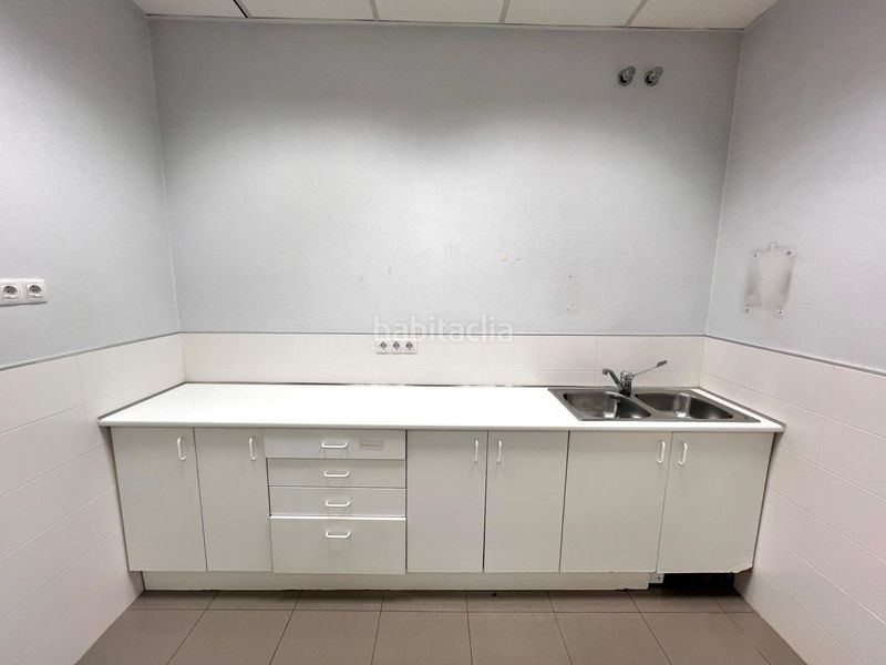 Foto 46753165-4977-406c-a282-3e12d9bda09d. Local comercial a Nou Eixample Sud Tarragona