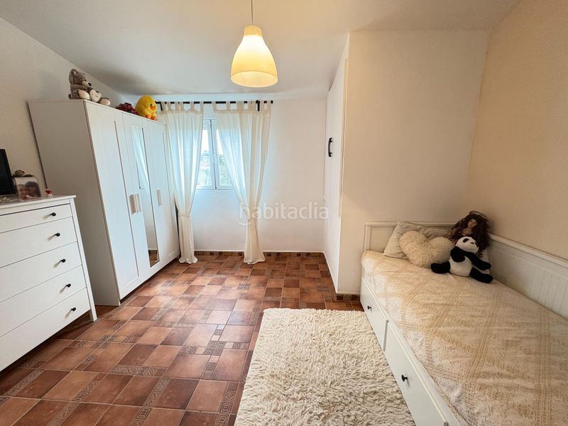 Foto 71a75bab-3003-4d7f-9950-ecf9dc8b9728. Masia amb aparcament a Castalla