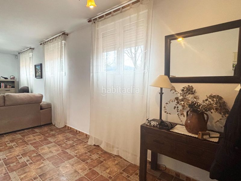 Foto 85ad8ae9-c0e6-40a7-b81e-4a45da033914. Masia amb aparcament a Castalla